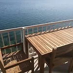 Apartament House Novi
