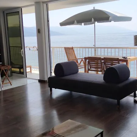 Apartment Beach House Novi *