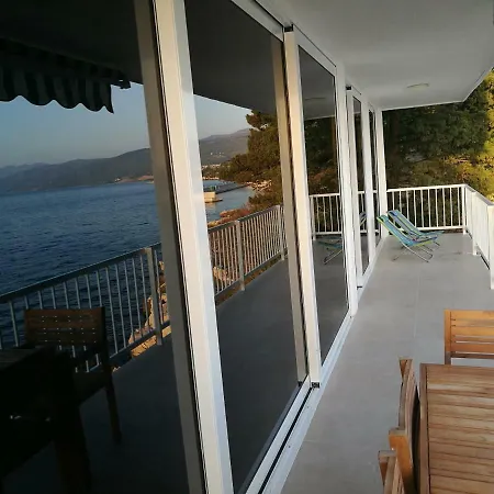 Beach House Novi * Novi Vinodolski