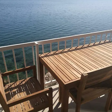 Apartment Beach House Novi
