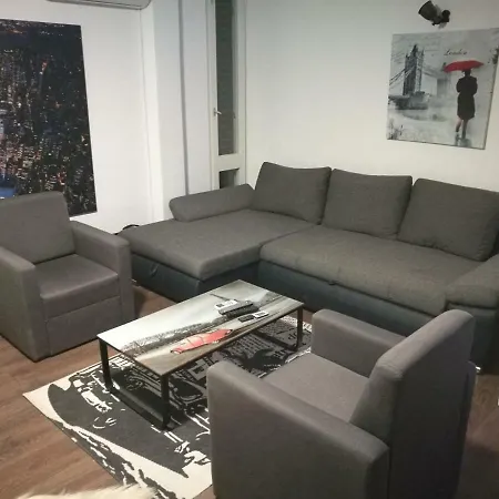 House Novi نوفي فينودولسكي