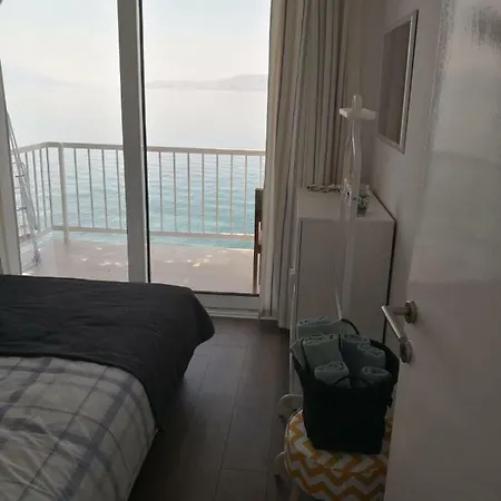 Beach House Novi Apartment Novi Vinodolski